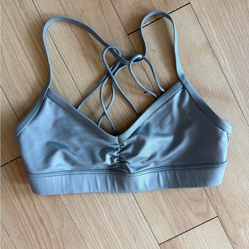 ALO Yoga Sunny Strappy Bra - light grey NWOT